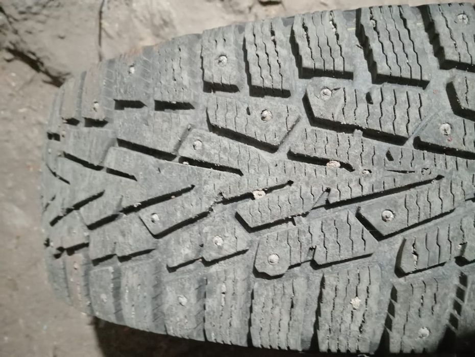 Продам зимние шины