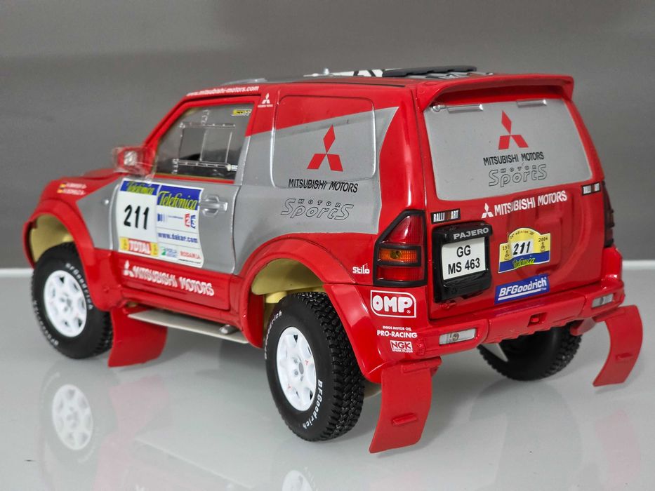 Macheta Auto 1/18 Solido Mitsubishi Pajero Dakar A Schulz