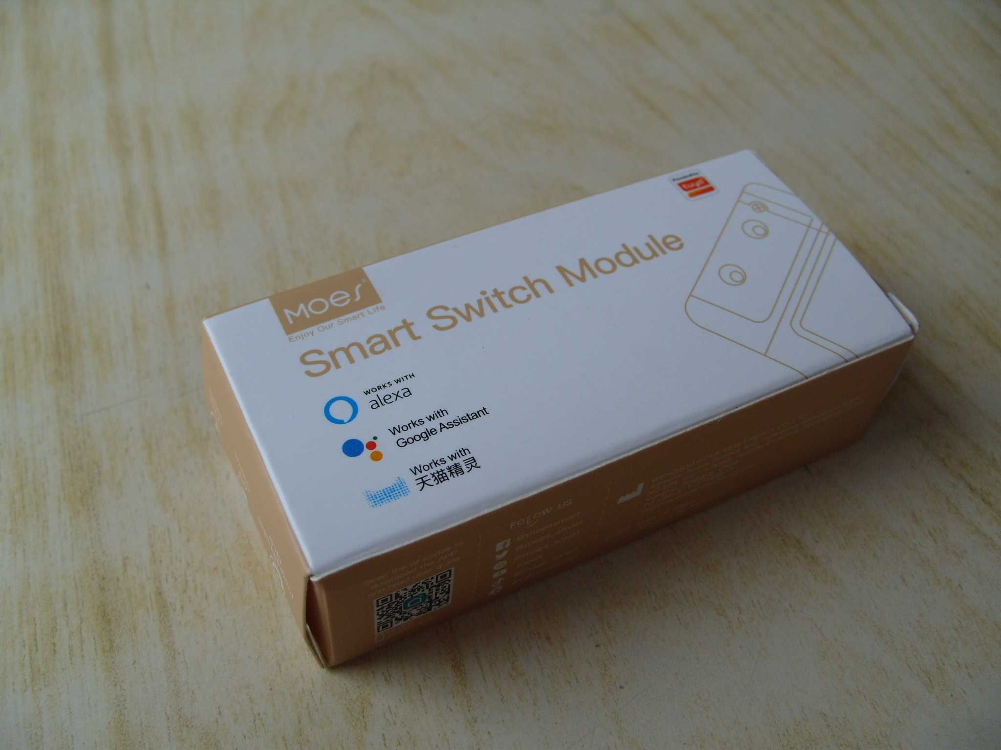 Миниатюрен Bluetooth прекъсвач MOES. 220V,10A. Българско упътване
