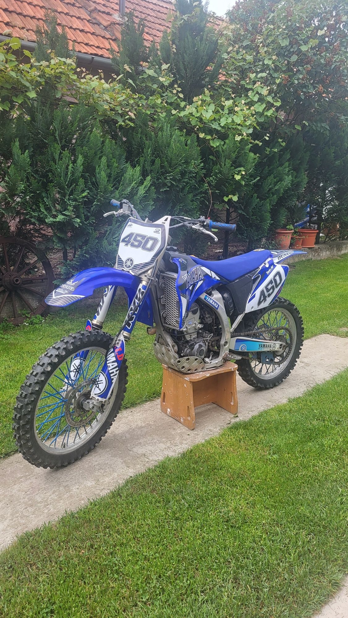 Vând Yamaha yz250f