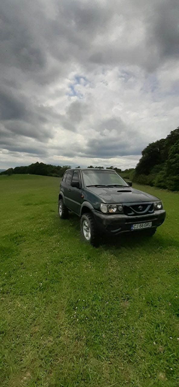 Nissan Terrano 2