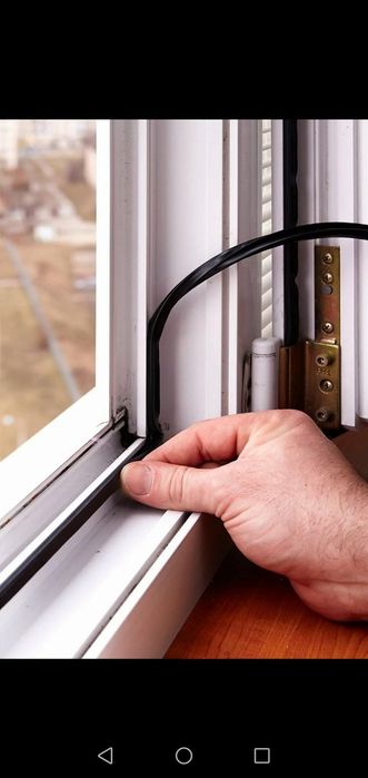 Ремонт окон.Замена уплотнительной резины.