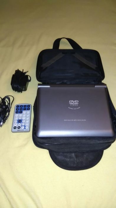 DVD Schneider Silva, portabil.