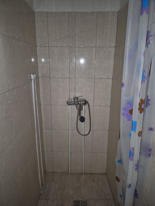 Casa de vânzare la tara