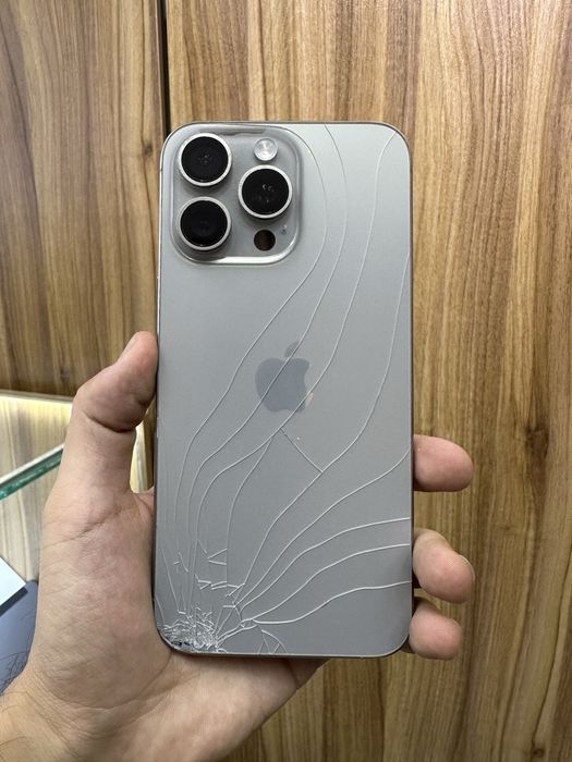 iphone 15pro max 256gb 90% ideal, krishka singan
