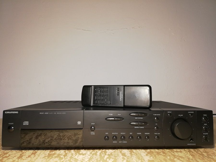 Amplificator/Tuner + CD Player GRUNDIG RCD400 - Rar/Impecabil