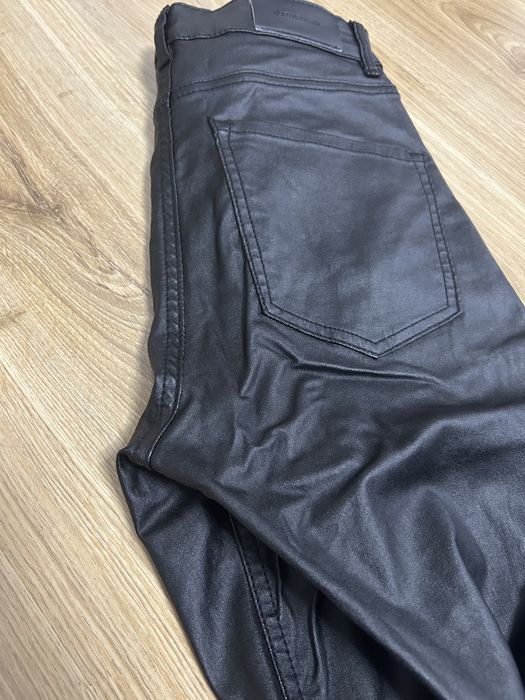 Pantaloni imitatie piele