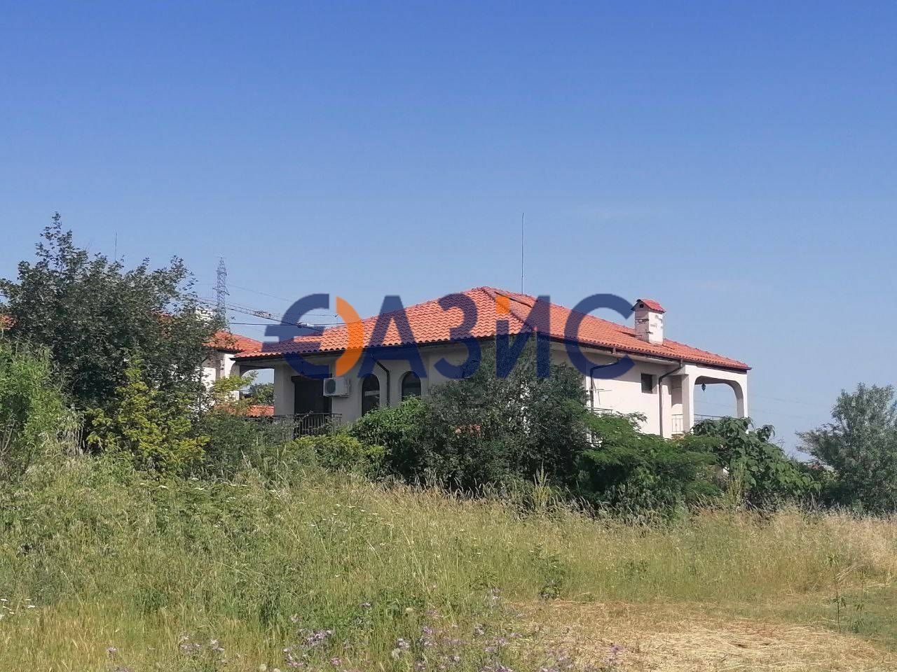 Продава се Тристаен апартамент в с. Кошарица, Област Бургас - 132 кв.м за 910 €/кв.м - Снимка #1