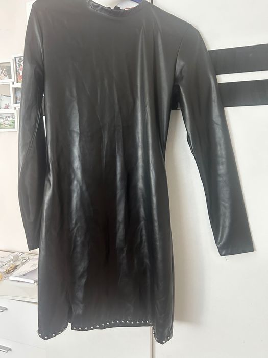 Дамска черна кожена рокля