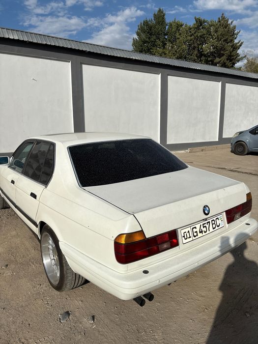 Bmw E32 730 бмв Сотилади !