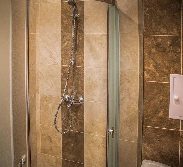 Дава се под наем Двустаен апартамент в Бургас, Меден рудник - зона А - 50 кв.м за 250 € - Снимка #3