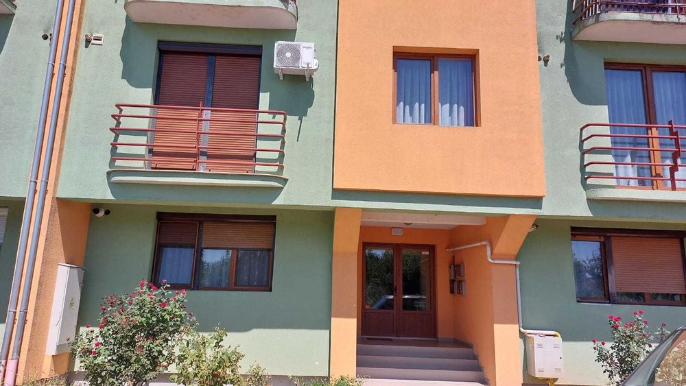 Dau in chirie apartament in bloc nou zona CARPATI 2 Satu Mare