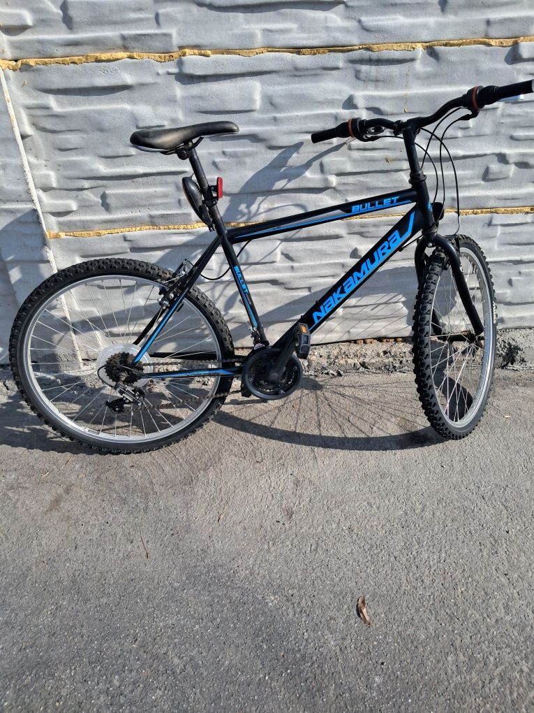 Bicicleta foarte puțin folosită
