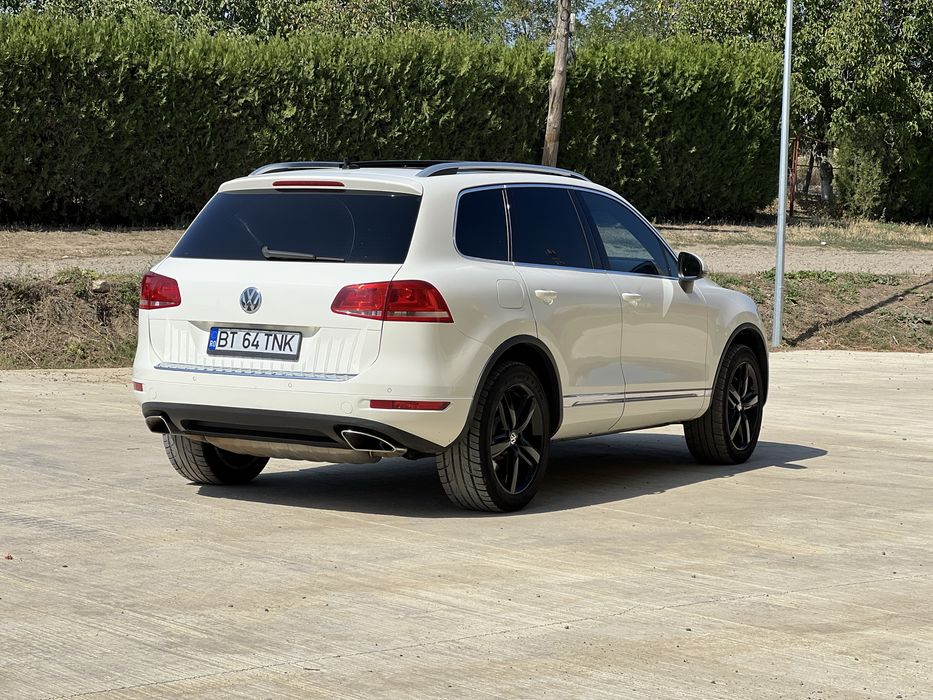 Vând Vw Touareg