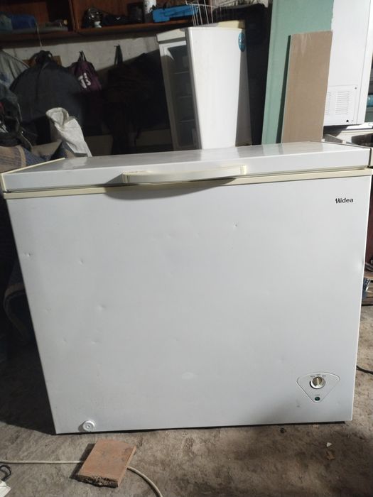 Продам морозильник Медея 200 л за 65000т с гарантией