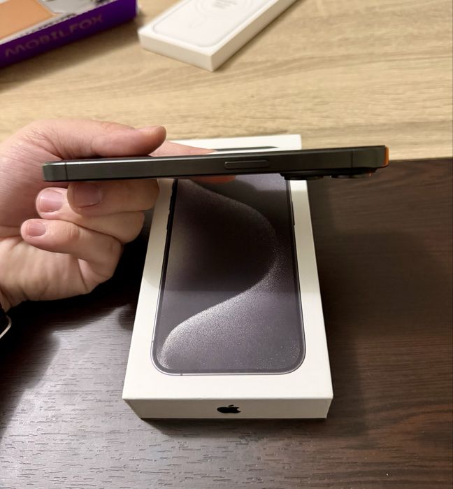 Iphone 15 Pro 256GB като нов