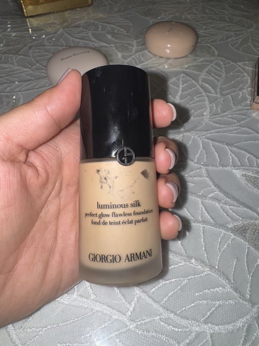 Giorgio Armani luminous silk bronzator 100, tonalniy 4
