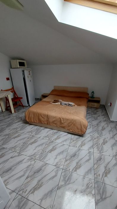Închiriez garsoniera cu utilități incluse în preț  zona stadionul Faru