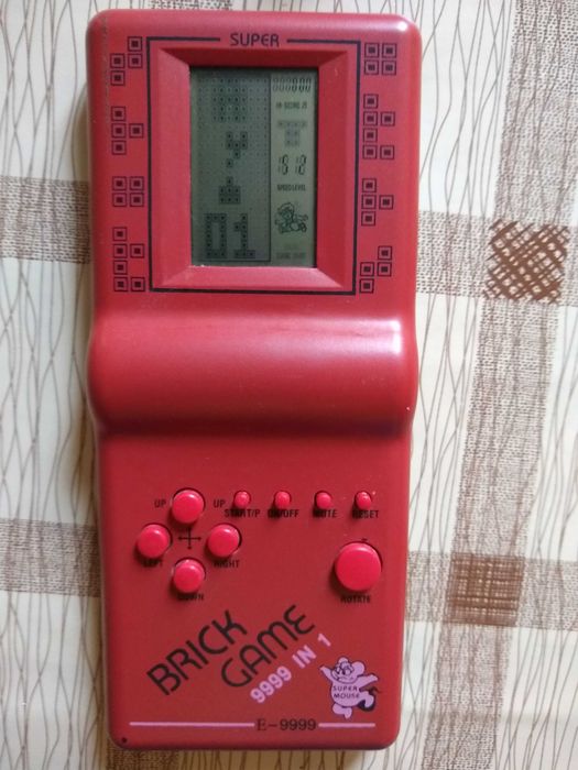 Електронна игра Тетрис