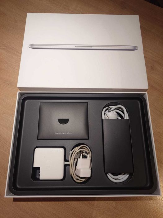 Apple MacBook Pro, Retina 13'', Intel i5, 8GB, 128GB, cumparat in 2017