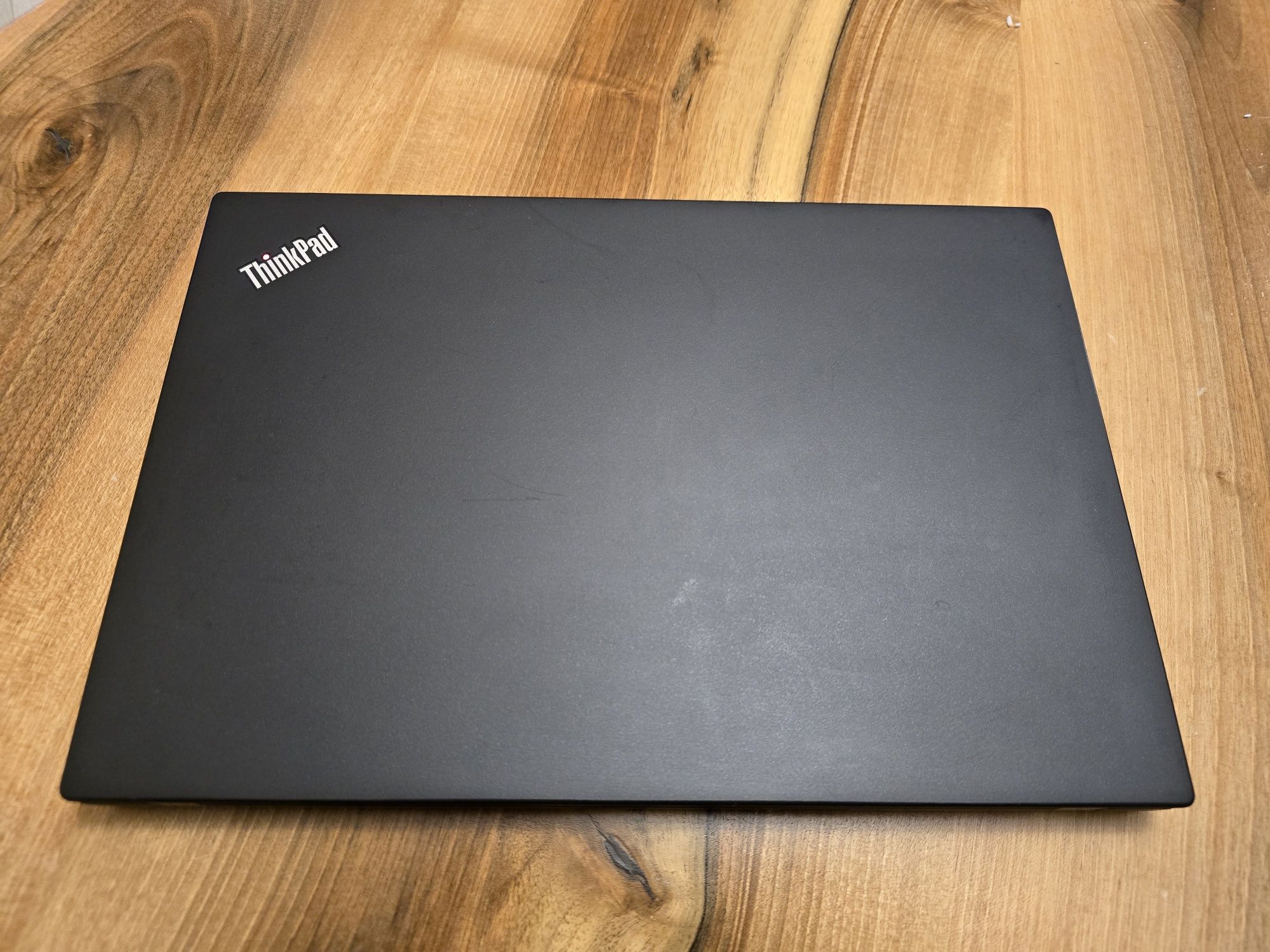 Lenovo X280 FHD / i5 8350U / 8GB Ram / 256GB SSD