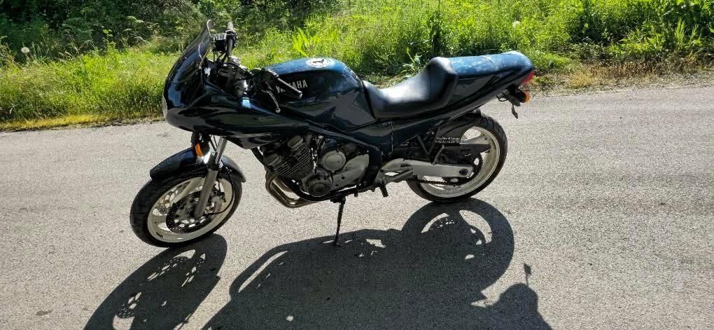 Yamaha xj 600 кобика