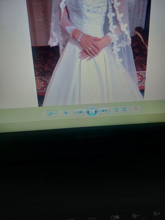 Kelin ko'ylak sotiladi. Amerikadan kelgan