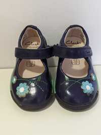 Balerini Clarks marimea 19