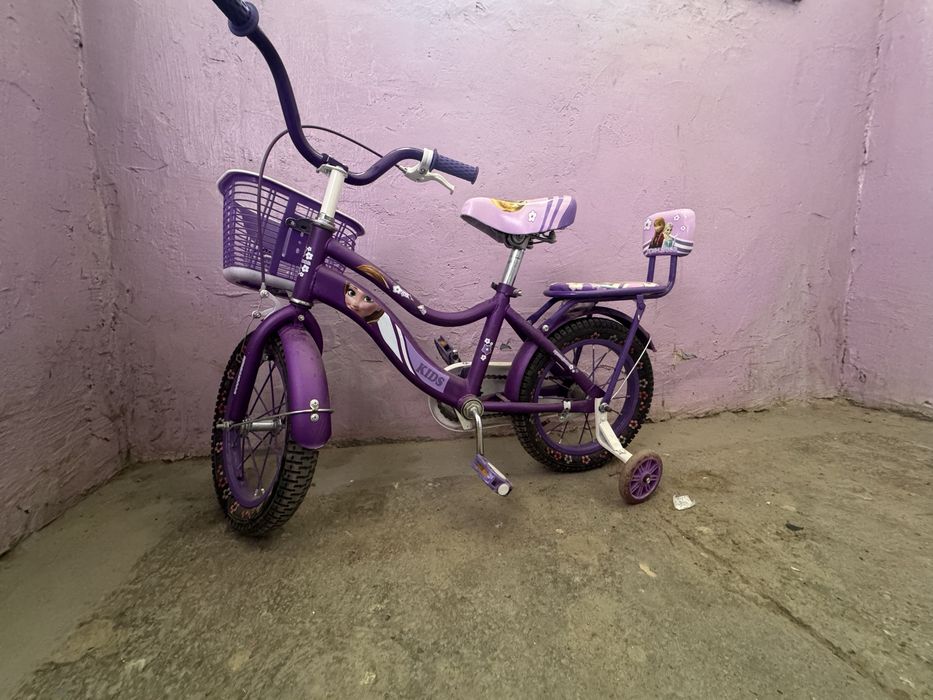 Қыздарға велосипед сатылад.