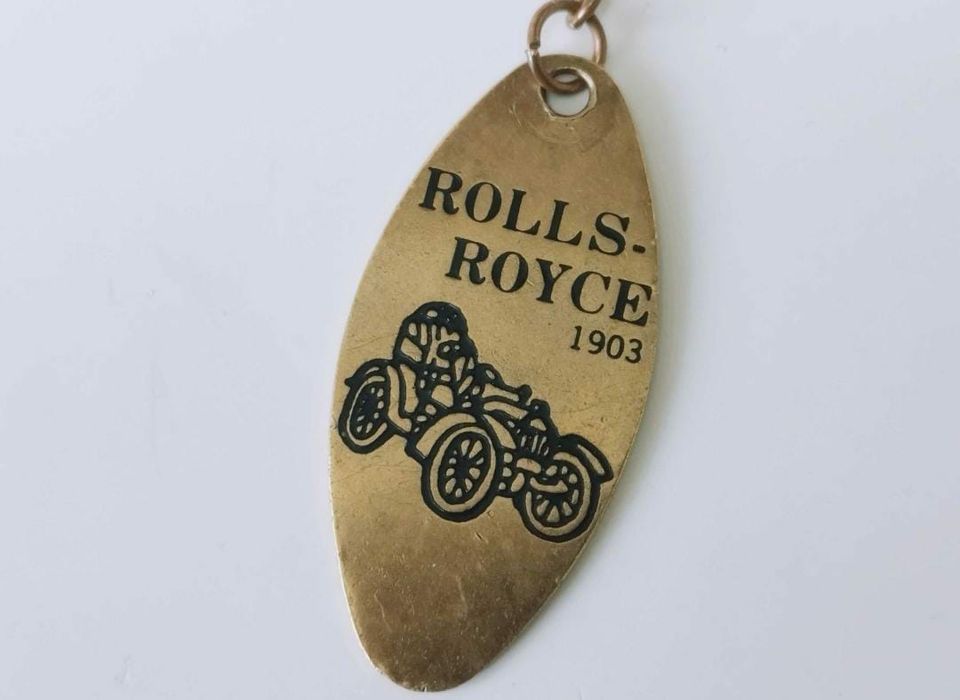 Vechi Breloc Rolls Royce 1903 din bronz