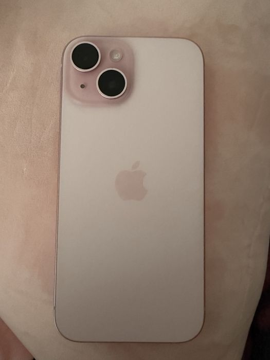 Iphone 15 запазен
