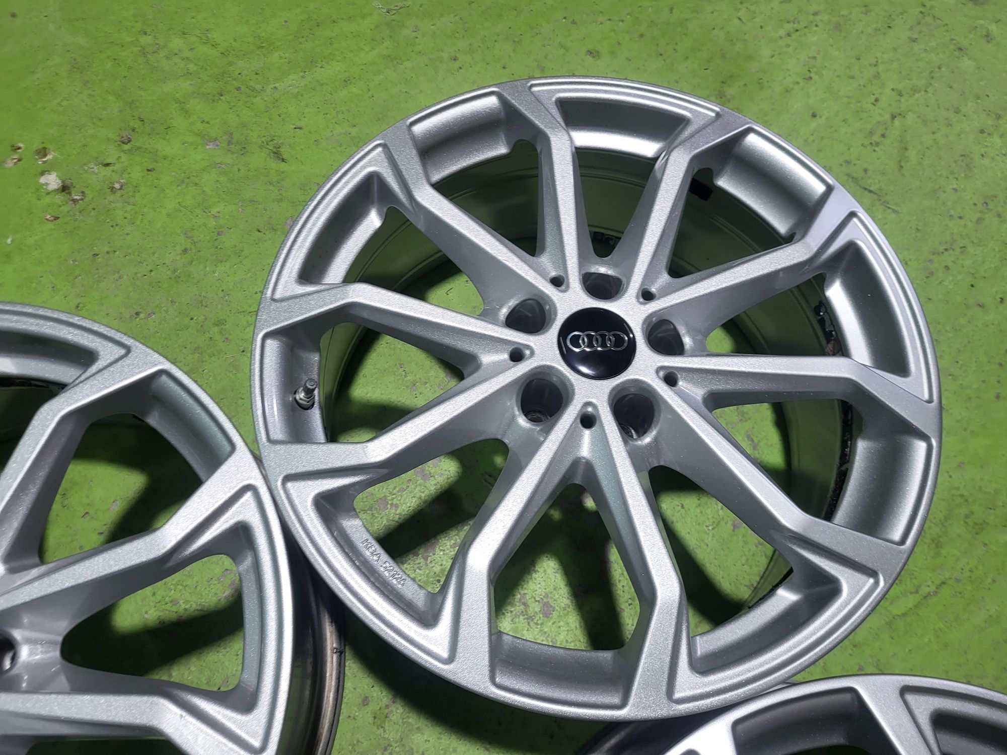 18 5x112 Audi A4 A5 A6 Vw tiguan Arteon Passat 5х112 Skoda