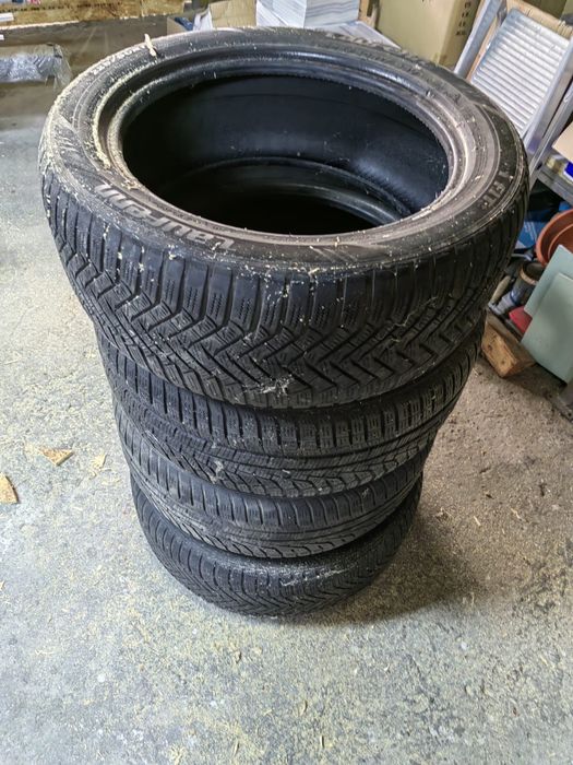 Cauciucuri all season