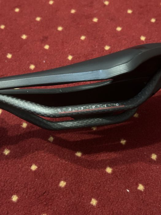 Sa pentru bicicleta / cursiera, din carbon