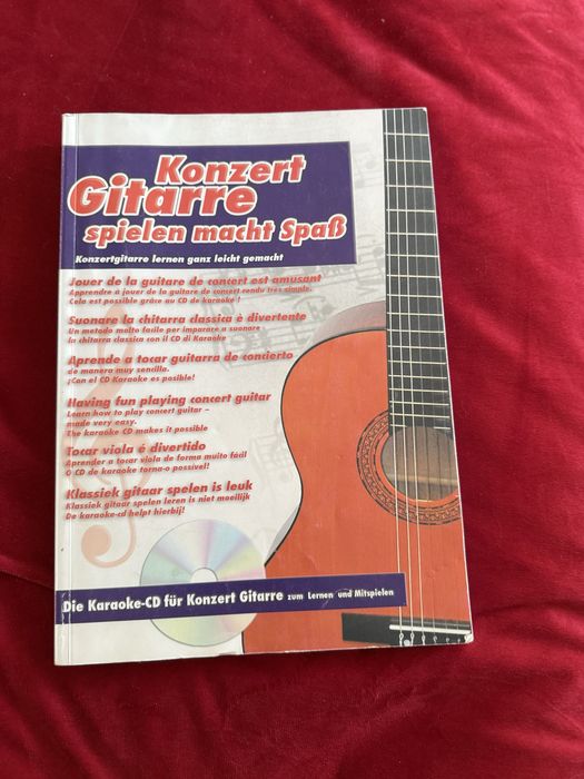 Chitară acustică