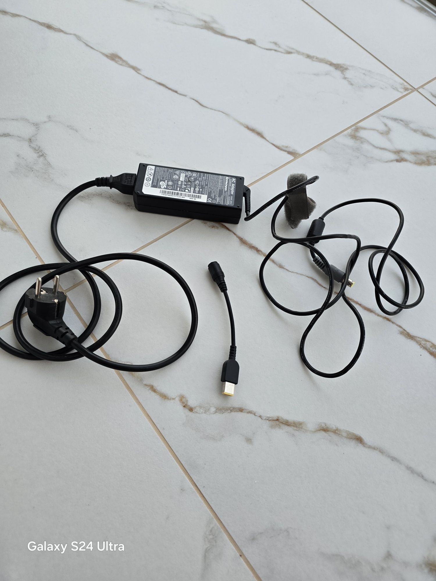 Адаптер За Lenovo 42T5292 - 90W 20V 4.5A 5.5mm Накрайник AC Адаптер За