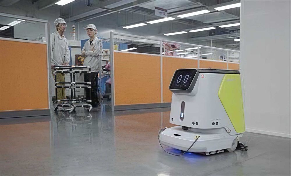 умный робот-уборщик