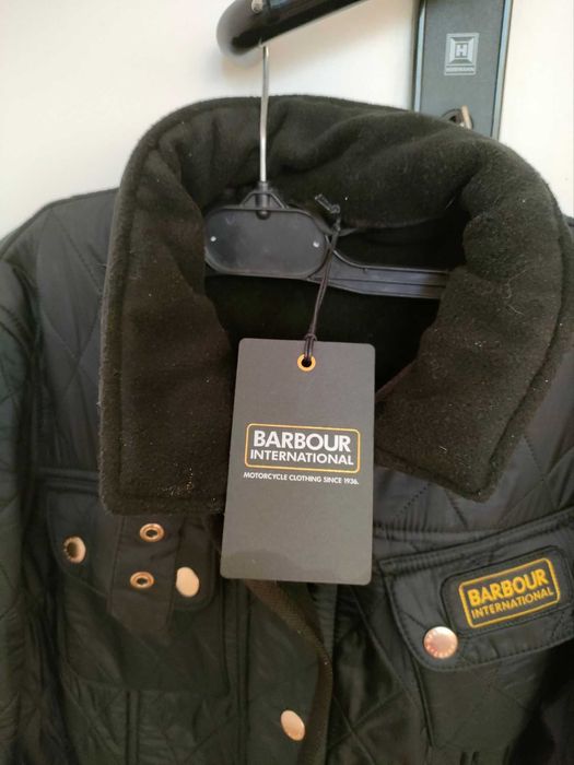 Barbour International 
Women"s BARBOUR International Polarquilt