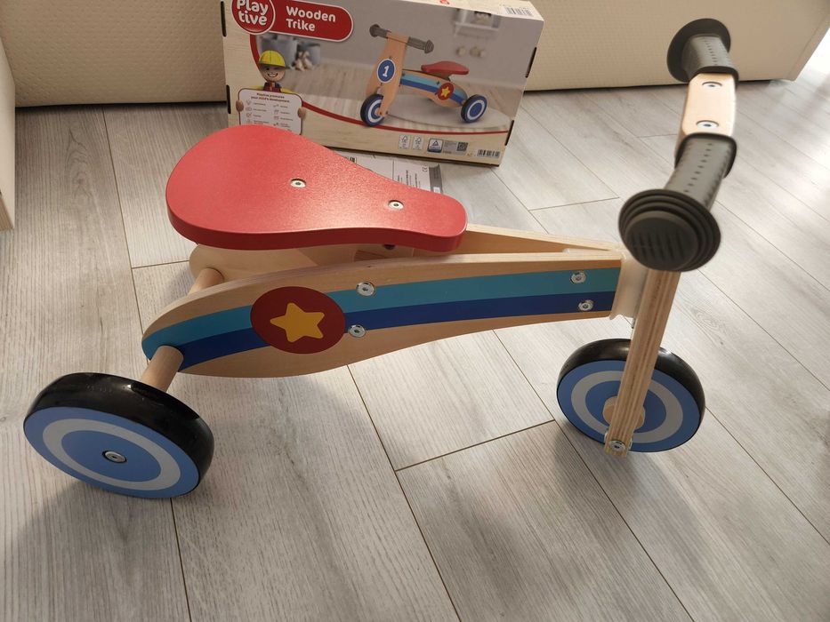 Tricicleta Playtive din lemn