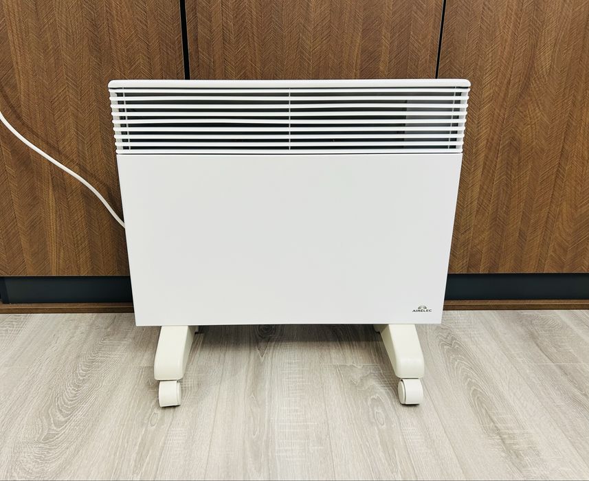 Конвектор 1500W Airelec Tactic Pro[ел. термостат/дигитално управление]