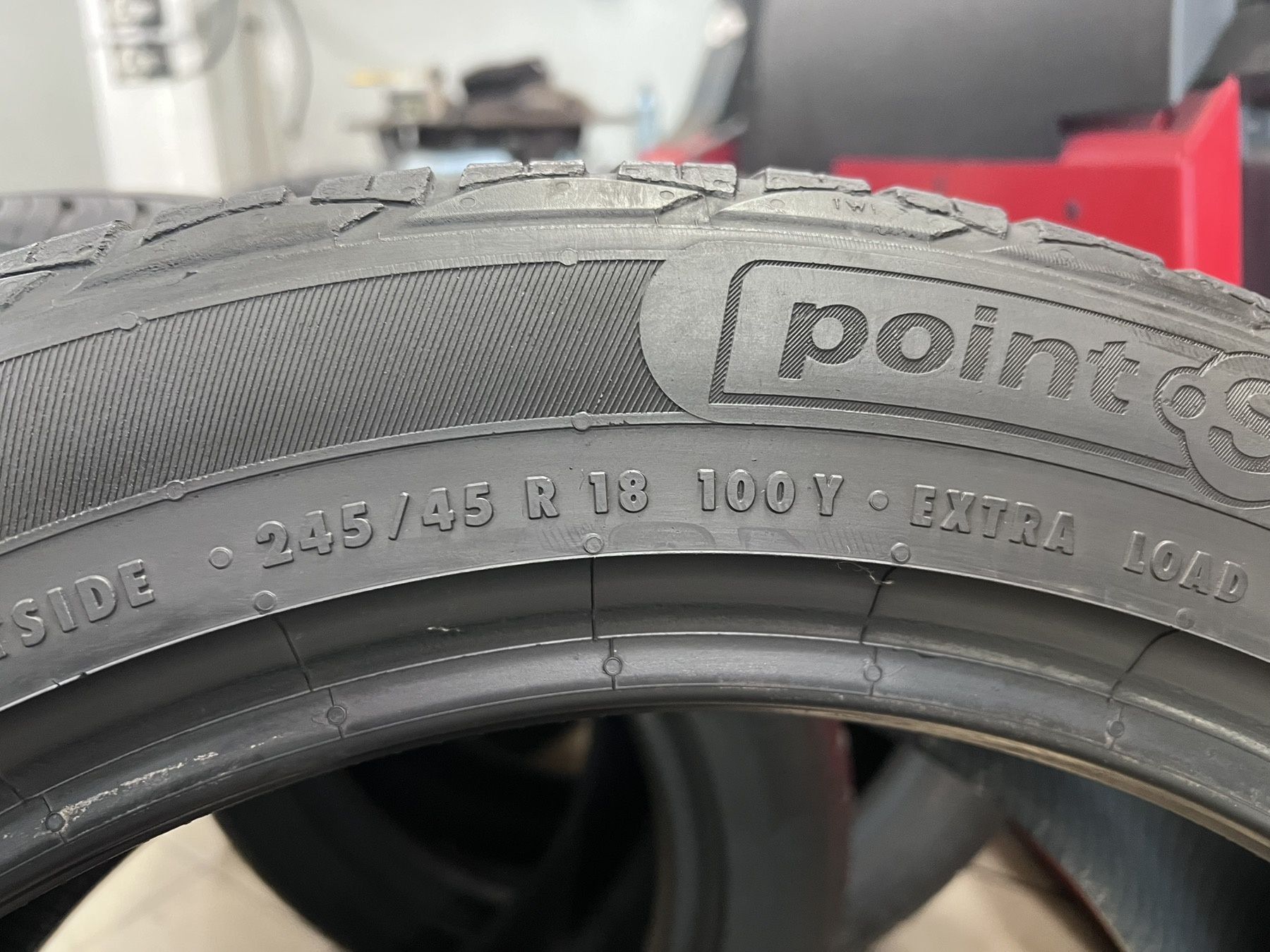 Летни гуми 245/45 R18 Point S