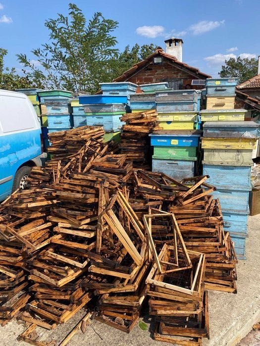 Пчелни кошери, корпуси и рамки