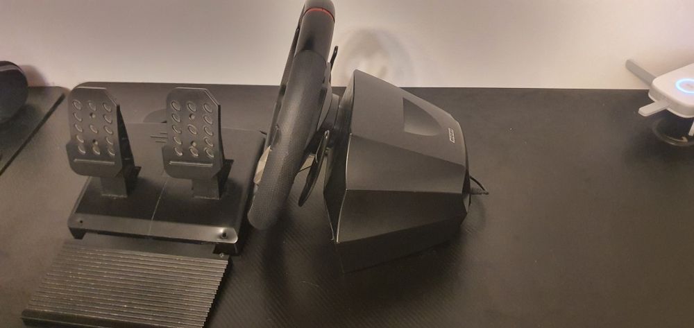 Volan Hori Apex racing wheel -compatabil cu playstation & PC