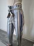 Pantaloni dama noi Stradivarius, S