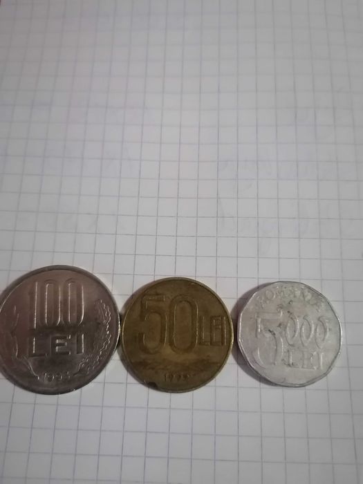 Monede vechi. 100 lei din 1993.  50lei din 1992. 5000 lei din 2003