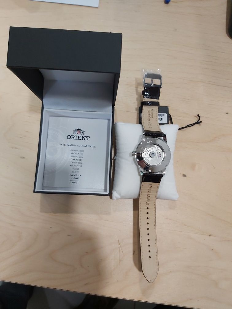 Продавам Нов часовник Ориент Автоматичен Japan с 2г Международна гаран