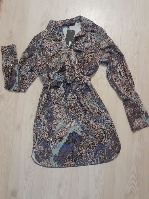 Рокля на Юнона нова