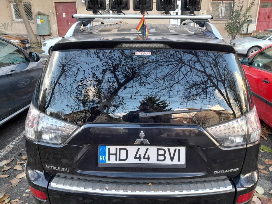 Vând urgent Mitsubishi Outlander 2