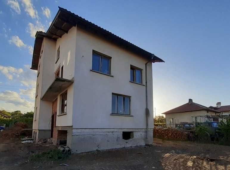 Продава се Къща в Долна баня - 320 кв.м за 466 €/кв.м - Снимка #8