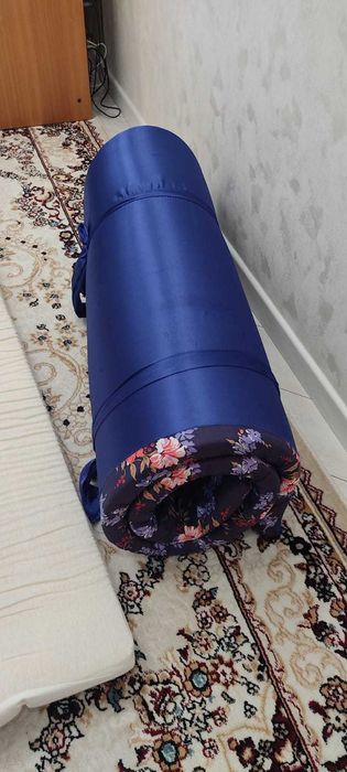 Продам матрас размер 1м х 1.9м - 2 шт